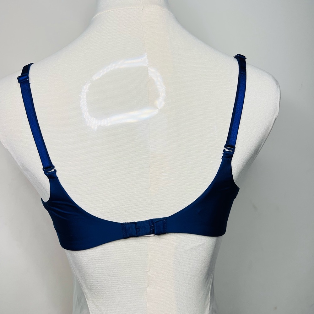 Victoria Secret Lot of 2 Women’s Push Up Bras Black and Blue 36B - Picture 10 of 14
